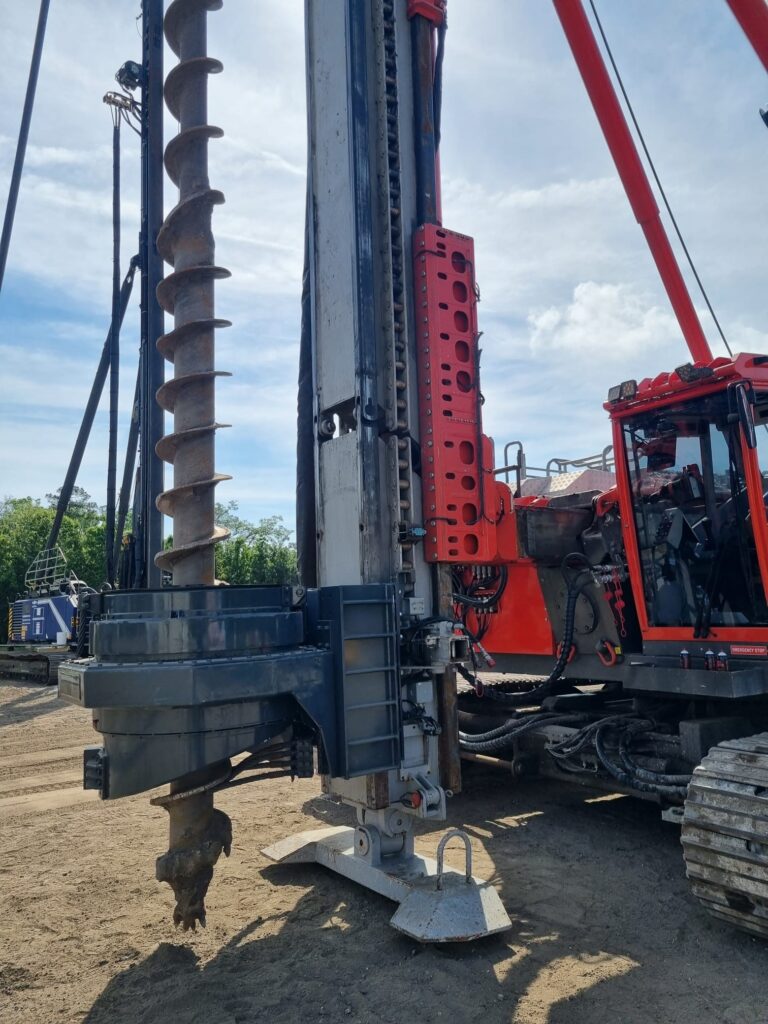 VDH-MP70 close up boor