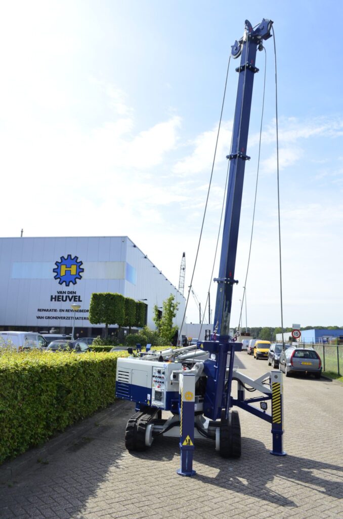 MPR-2000 naast loods