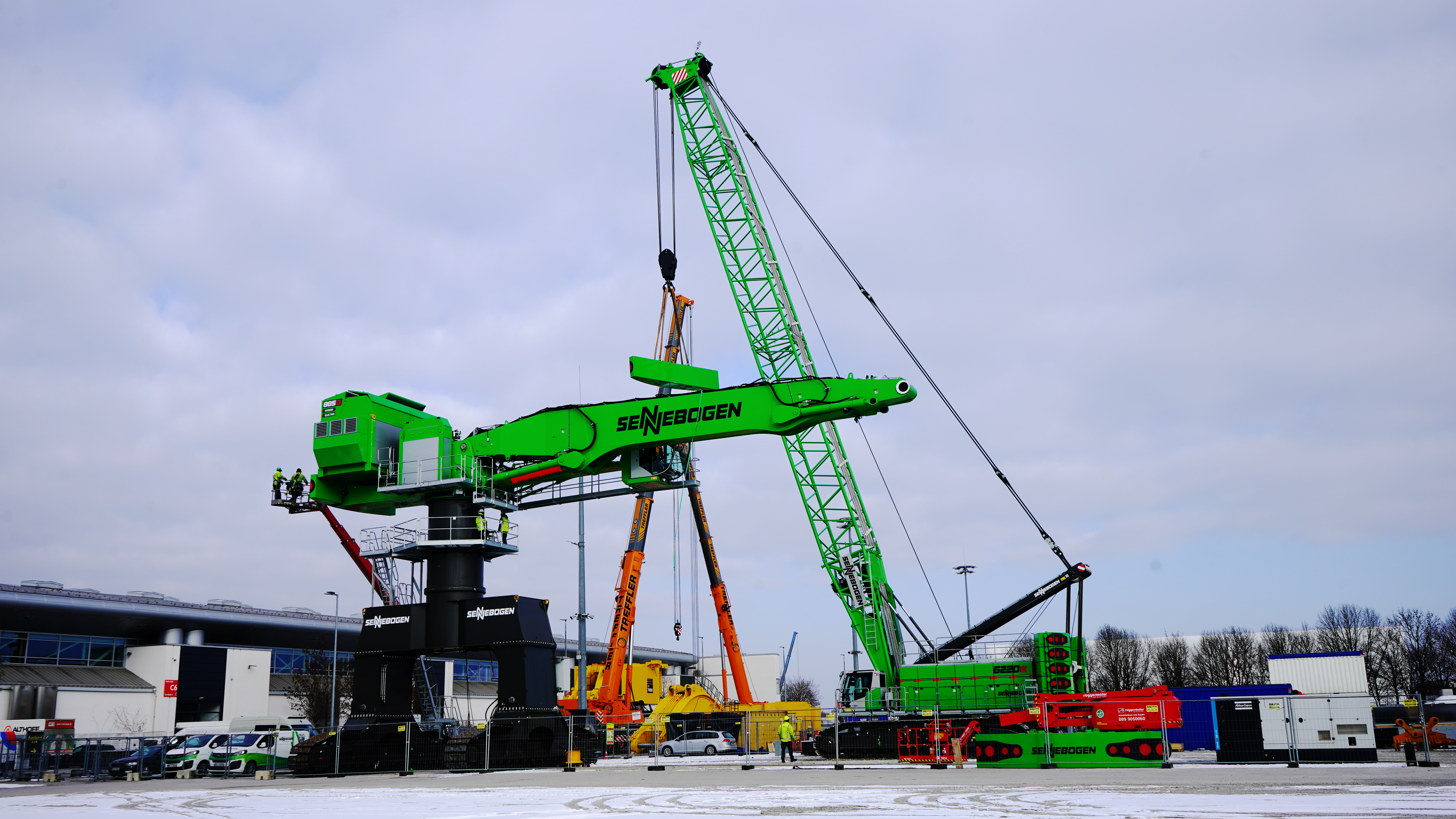 Sennebogen 6220e op werkplaats