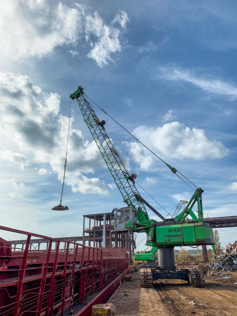 Sennebogen 640e op bouwplaats