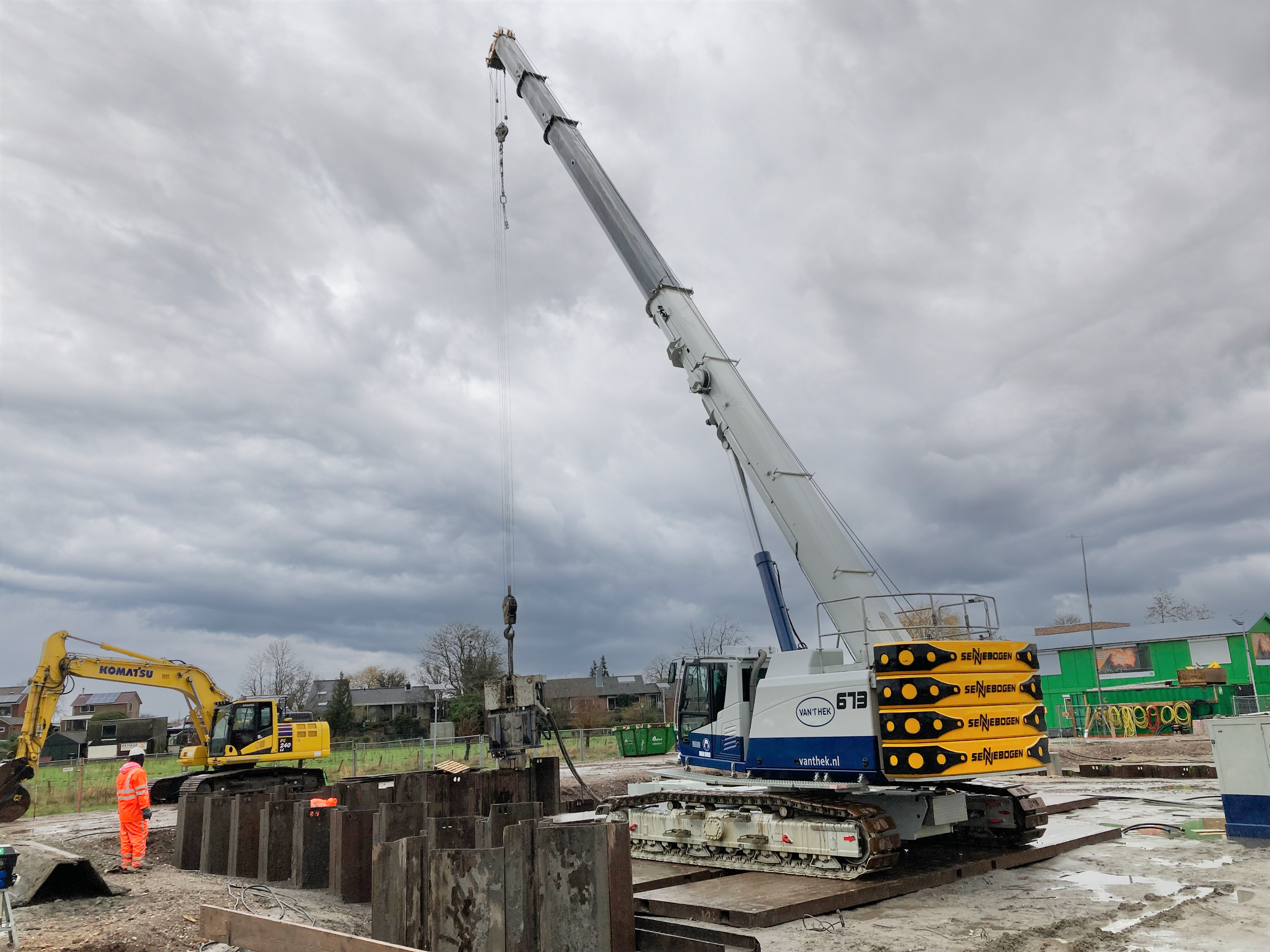 Sennebogen 673e aan het werk