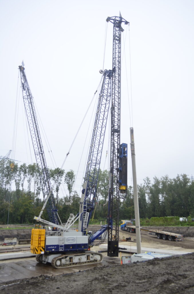 Sennebogen 6100e aan het werk