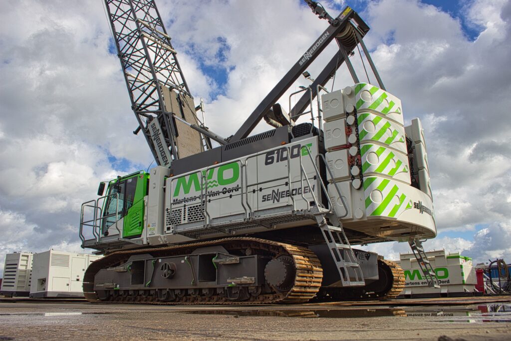 Sennebogen 6100e shuin van onder