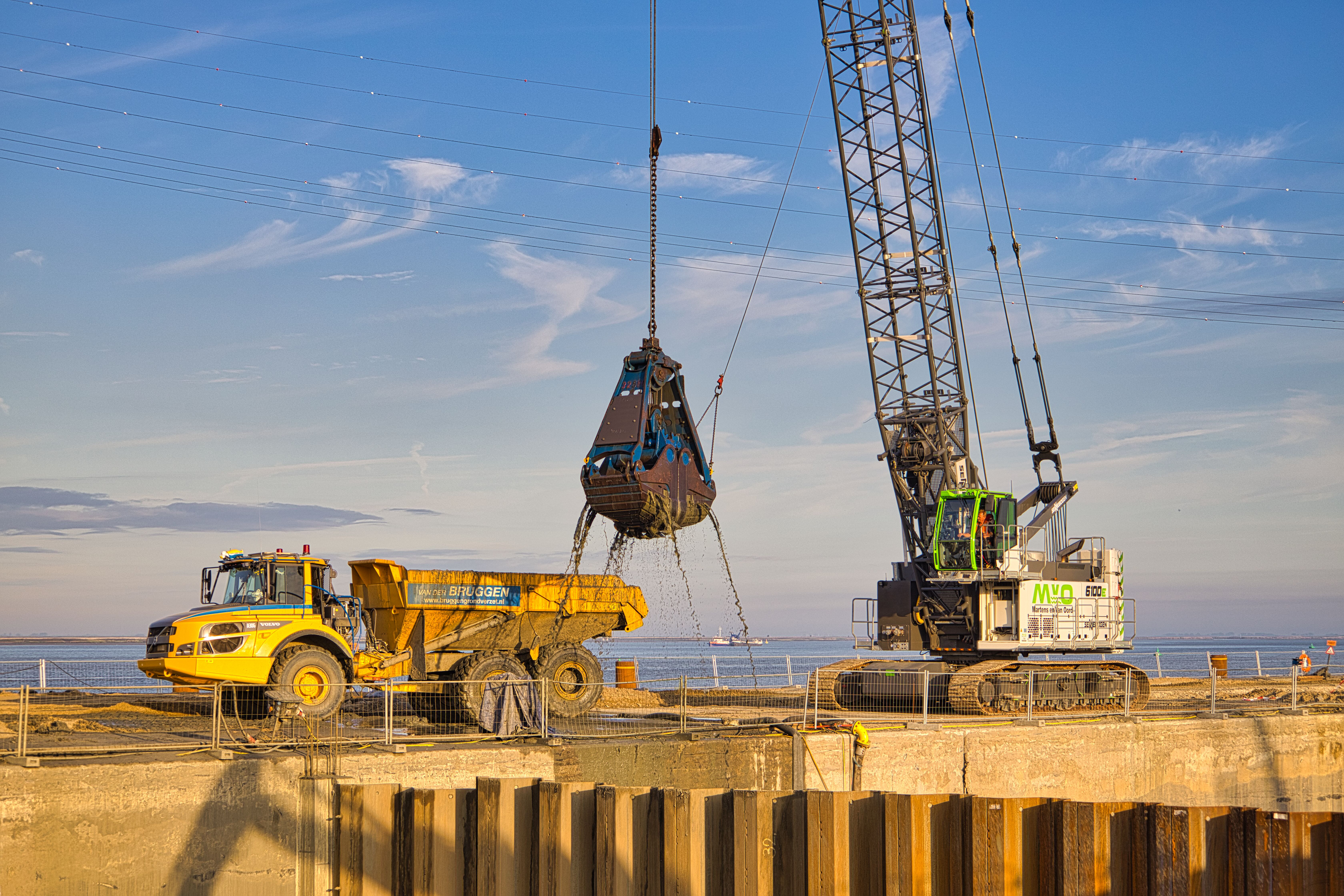 Sennebogen 6100e op afstand