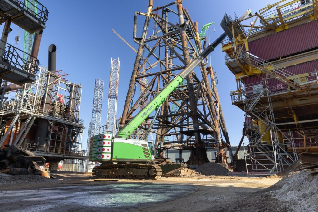 Sennebogen 7700 vanaf onder