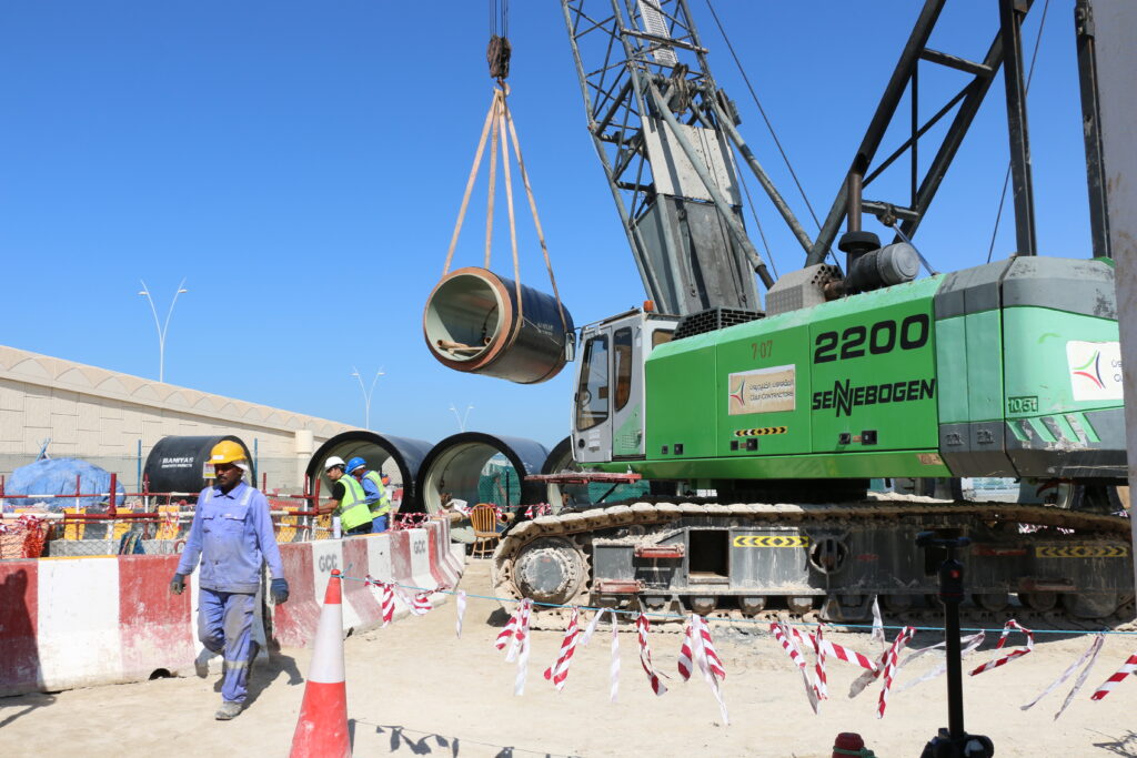 Sennebogen 2200 op werkplaats close up