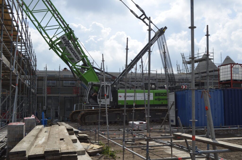 Sennebogen 5500 zijkant